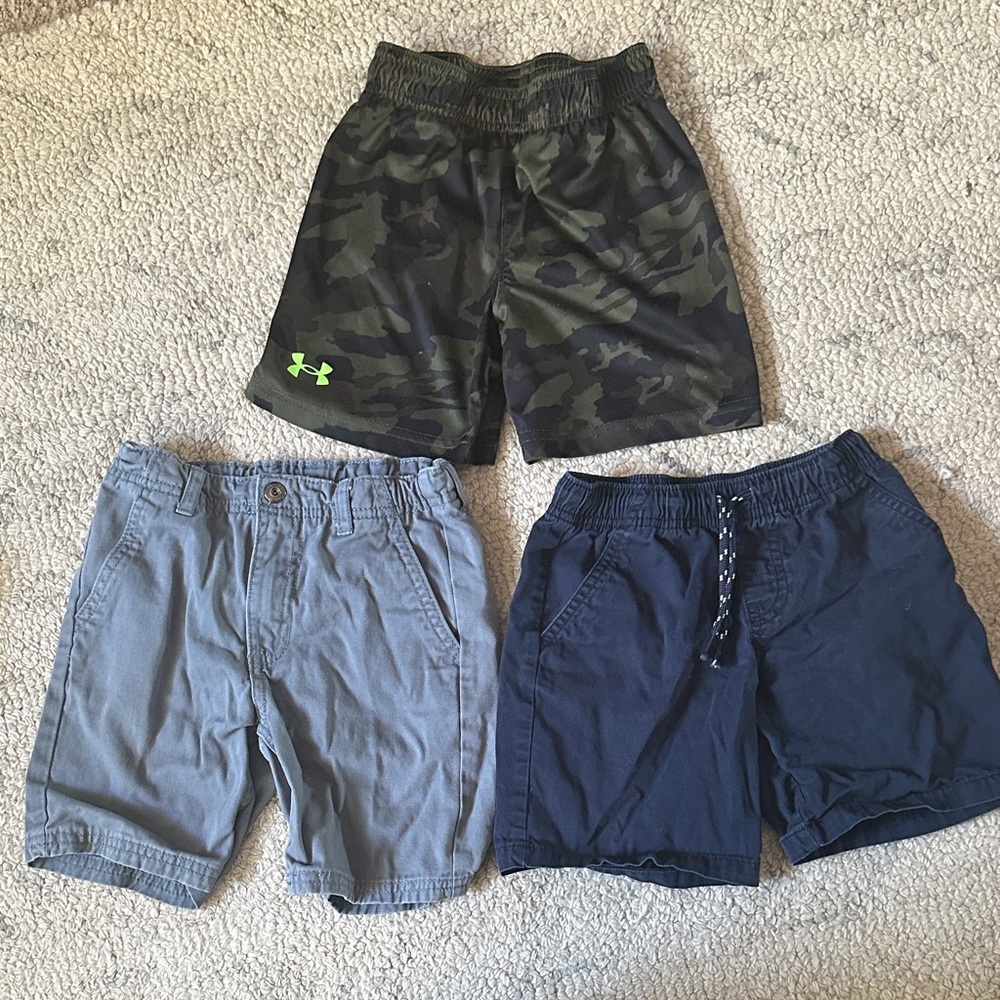 Under Armour Green Camo and Solid Shorts Trio